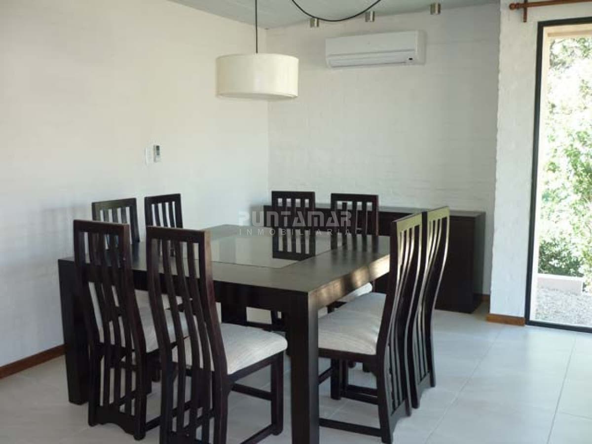 Casa ID.210948 - Venta de. Casa  en la Barra a pasos de playa Montoya