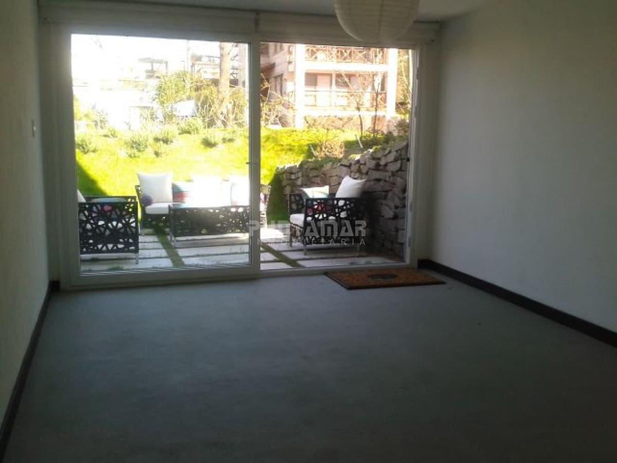 ALQUILER DE CASA EN MONTOYA 3 DORMITORIOS CON PISCINA  -
