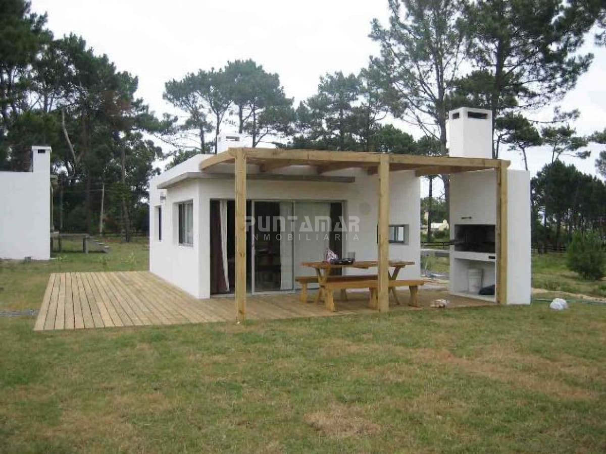 CASA DE DOCS DORMITORIOS EN LA BARRA, GRAN PARQUE  -