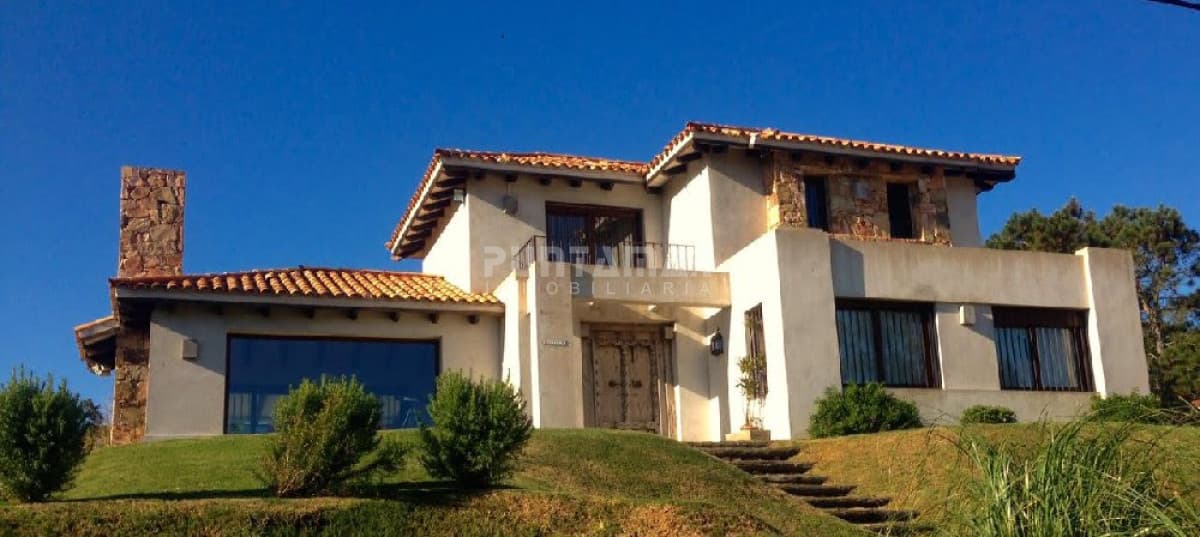Casa ID.211109 - MUY BUENA CASA EN LA BARRA EN UN ENTORNO TRANQUILO 4 DORMITORIOS 3 BAÑOS MAS SERVICIO