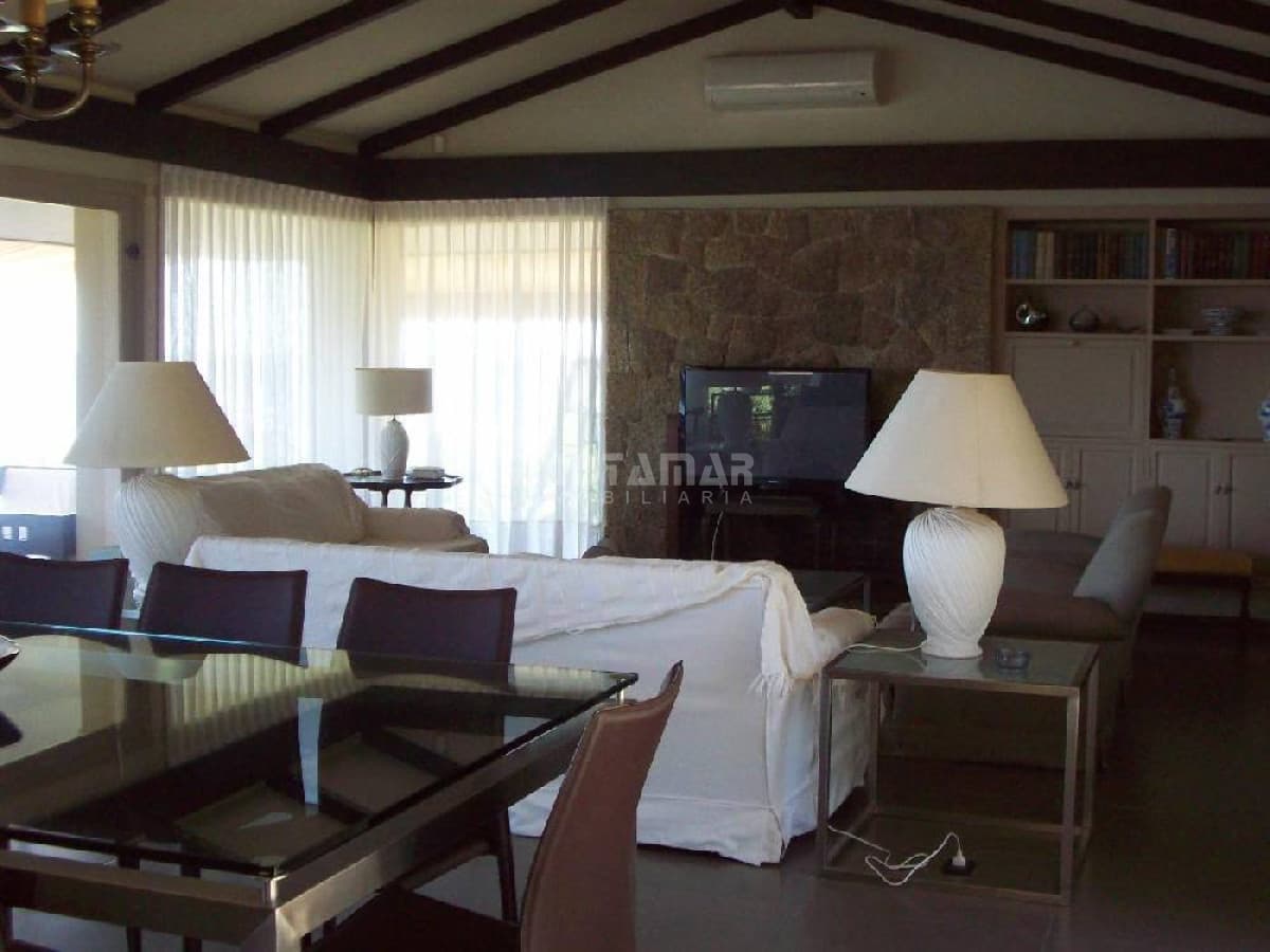 Casa ID.210524 - VENTA CASA PUNTA DEL ESTE FRENTE AL MAR