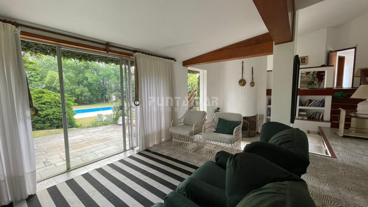 Casa en alquiler con piscina en Lugano   -