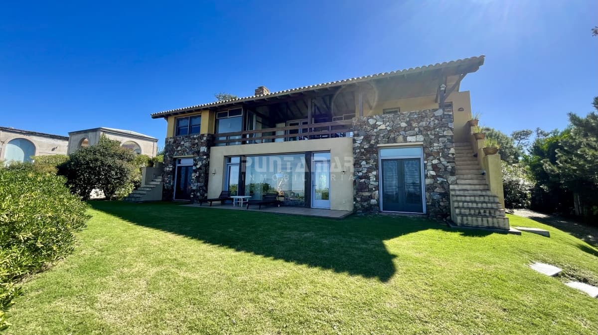 Casa ID.210794 - CASA 5 DORMITORIOS VISTA AL MAR EN BARRIO CERRADO LAGUNA BLANCA