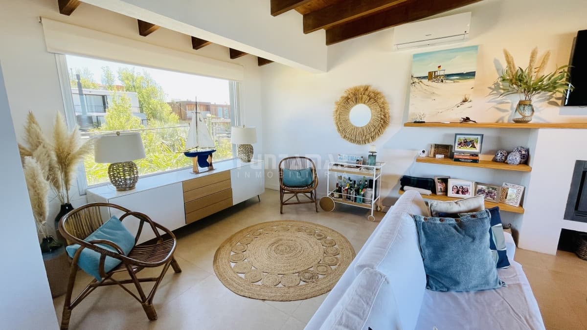 Casa ID.211944 - VENTA DE ESPECTACULAR CASA CON PISCINA Y VISTA AL MAR EN EL CHORRO