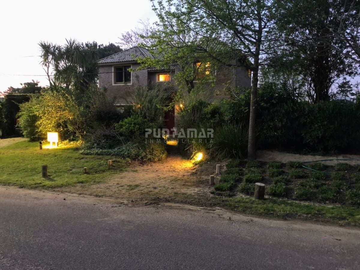ALQUILER CASA CON PISCINA EN LA BARRA   -
