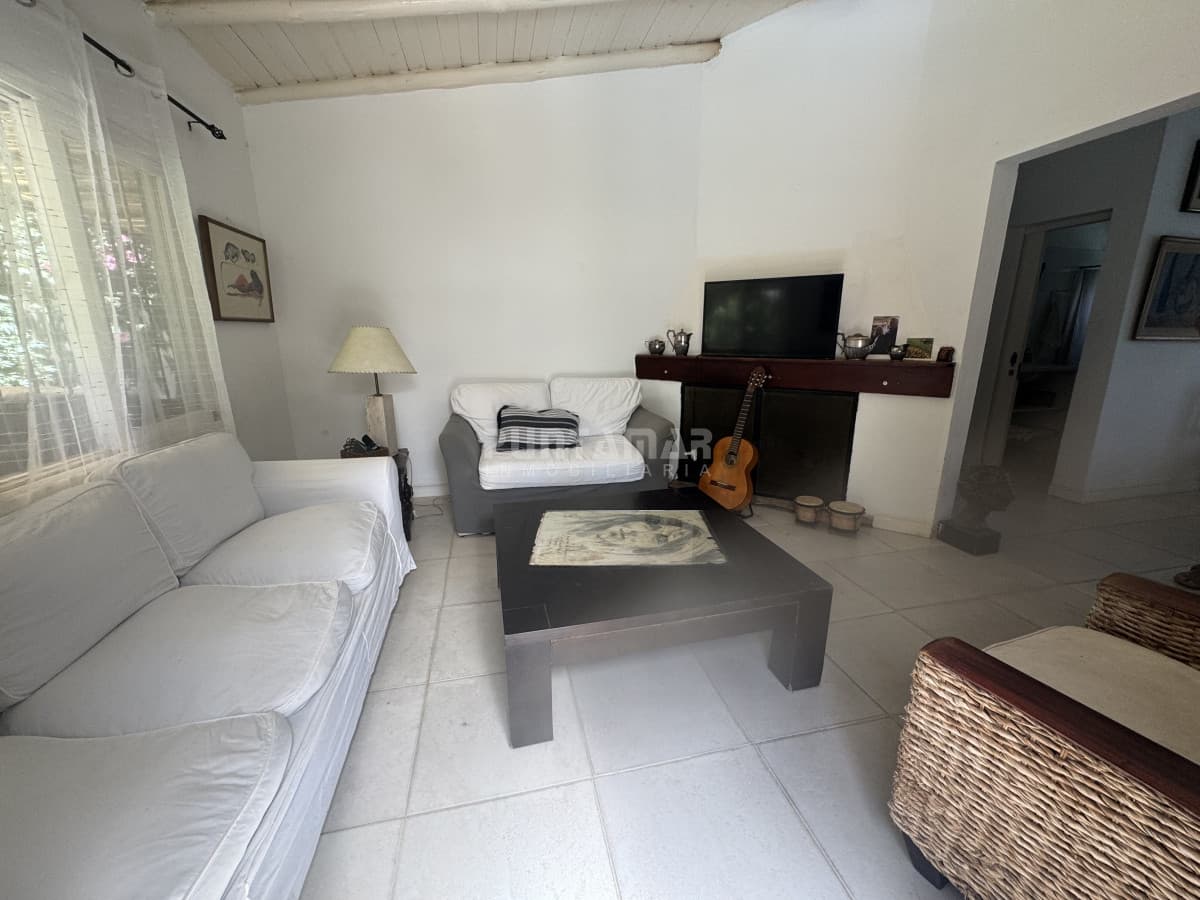 ALQUILER CASA EN EL TESORO  -