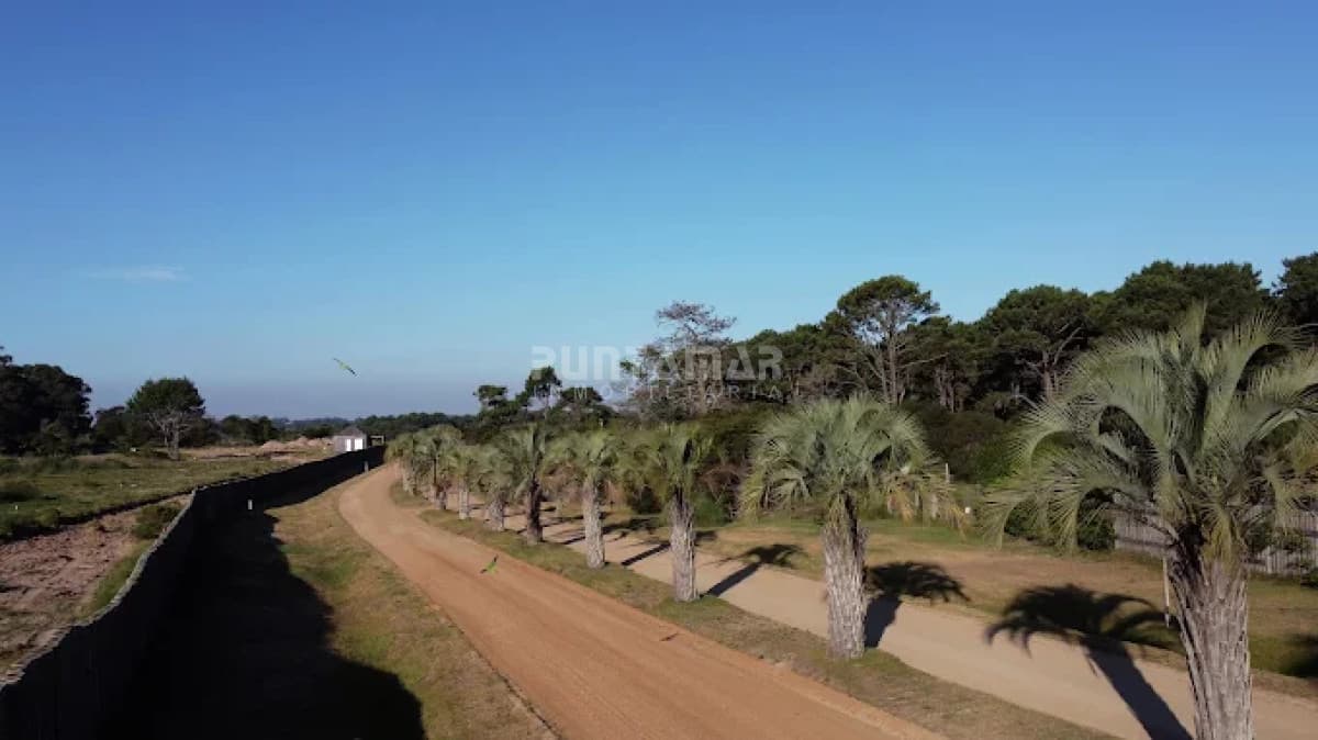Terreno ID.213682 - HERMOSO TERRENO EN BARRIO PRIVADO EN JOSE IGNACIO