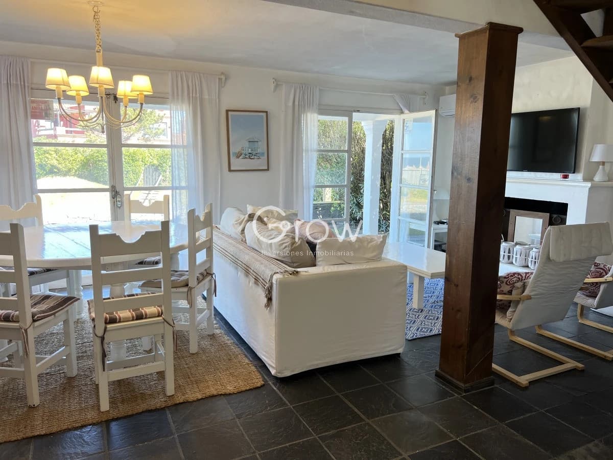 Casa en venta con gran potencial en Montoya, La Barra