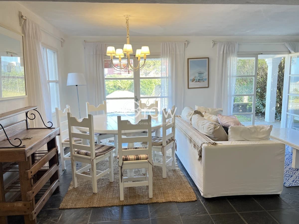 Casa en venta con gran potencial en Montoya, La Barra
