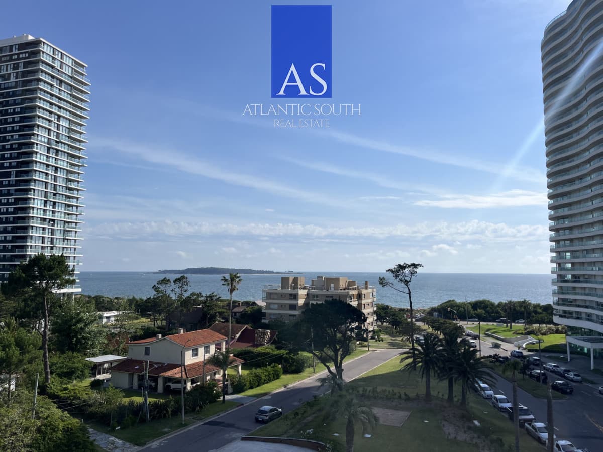 Planta de categoría con Vista al Mar Playa Mansa Punta del Este