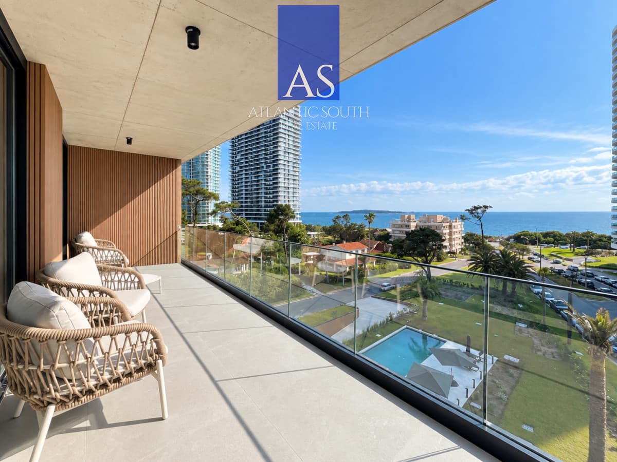 Planta de categoría con Vista al Mar Playa Mansa Punta del Este