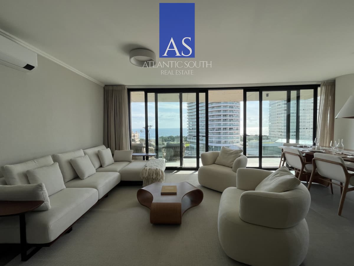 Planta de categoría con Vista al Mar Playa Mansa Punta del Este