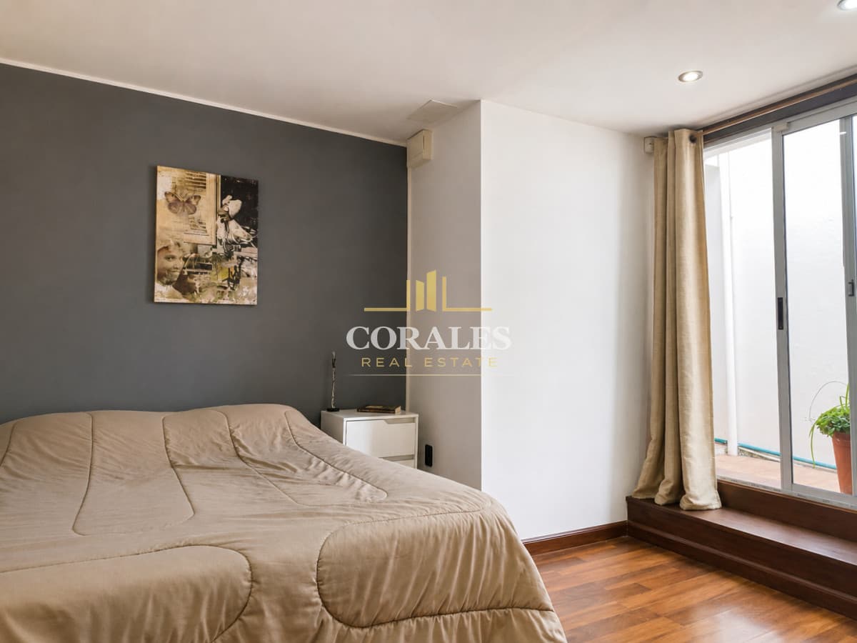 APARTAMENTO + LOCAL COMERCIAL + 2 APARTAMENTOS PARA RECICLAR