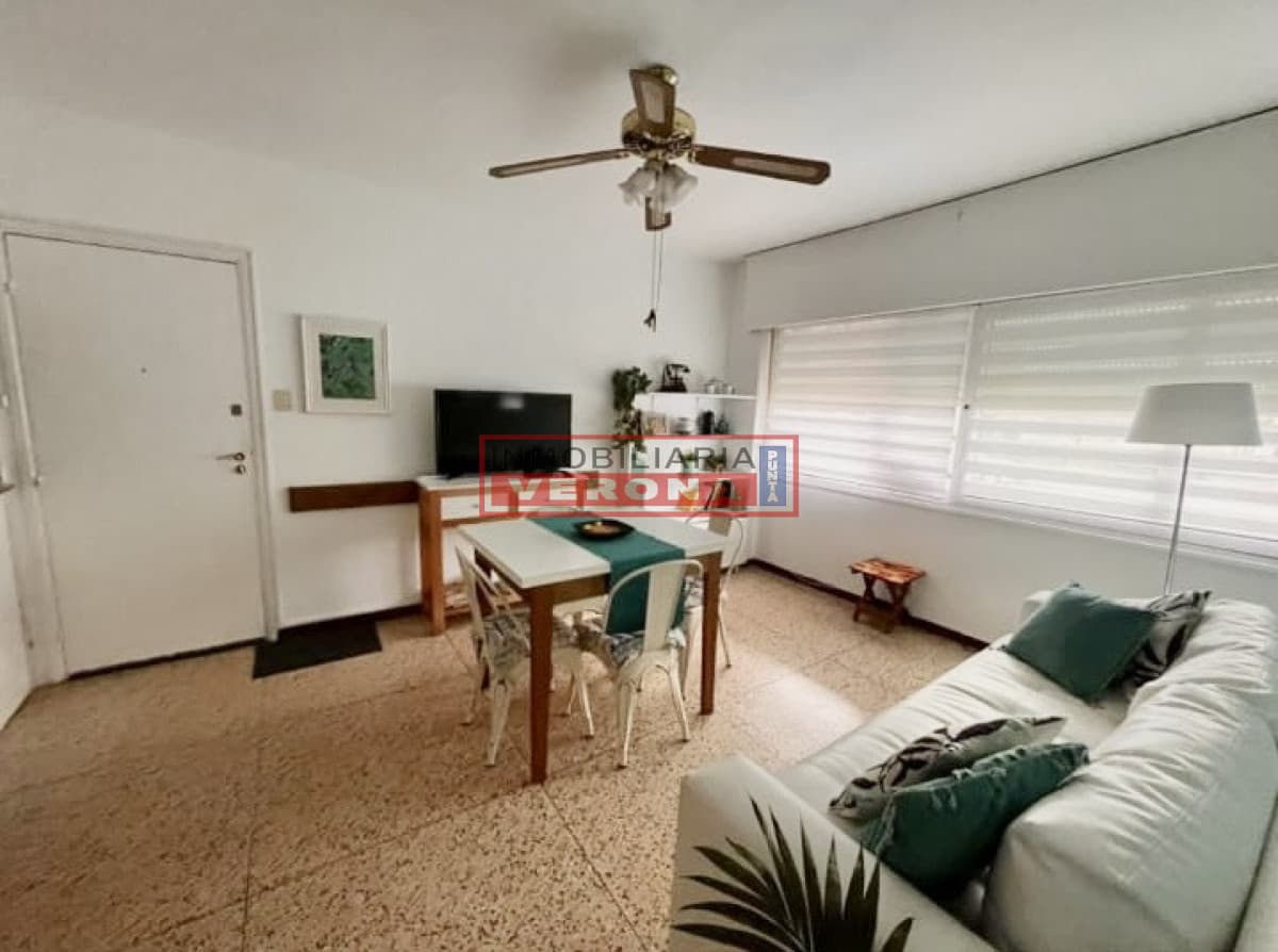 RECICLADO A MTS DEL PUERTO !!! - Inmobiliaria Verona Punta