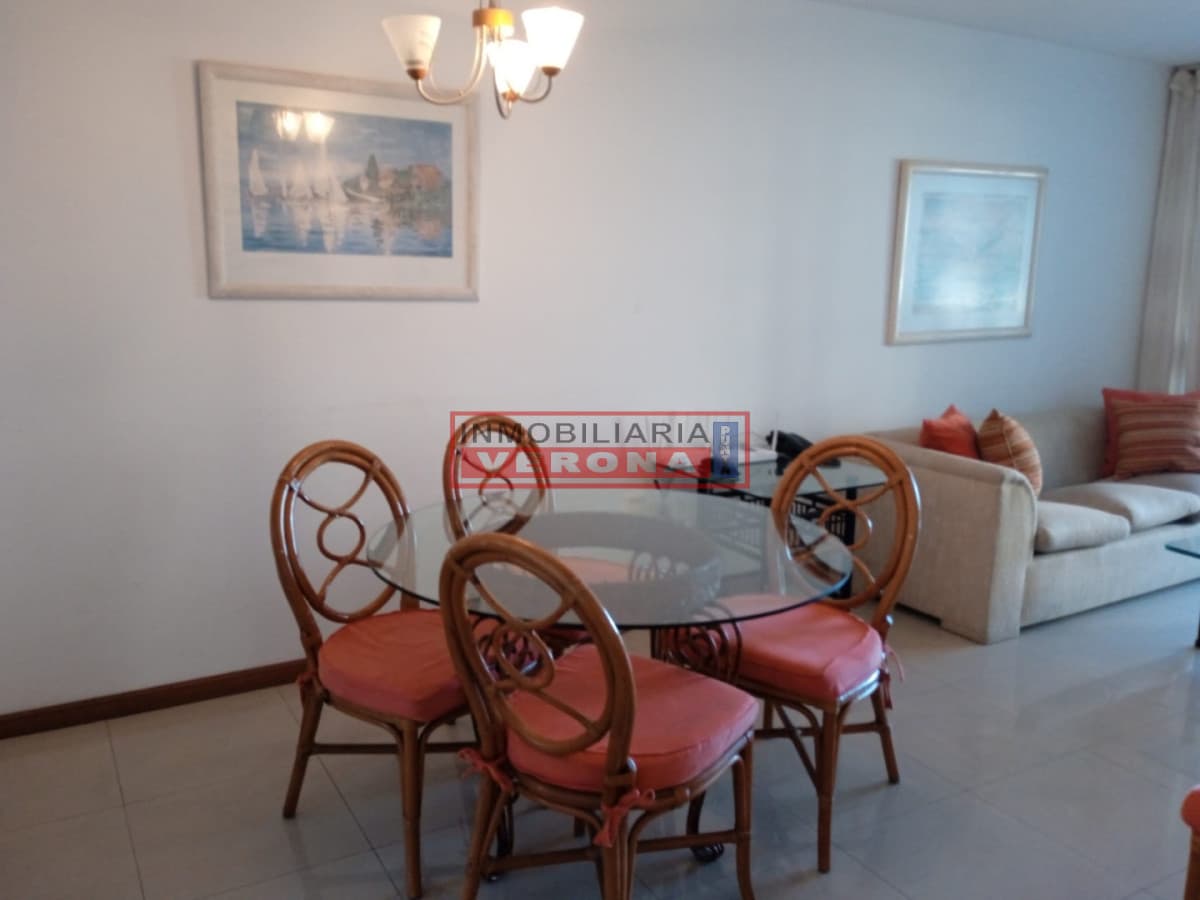 Apartamento en venta - 1era línea al Mar en Península - Inmobiliaria Verona Punta