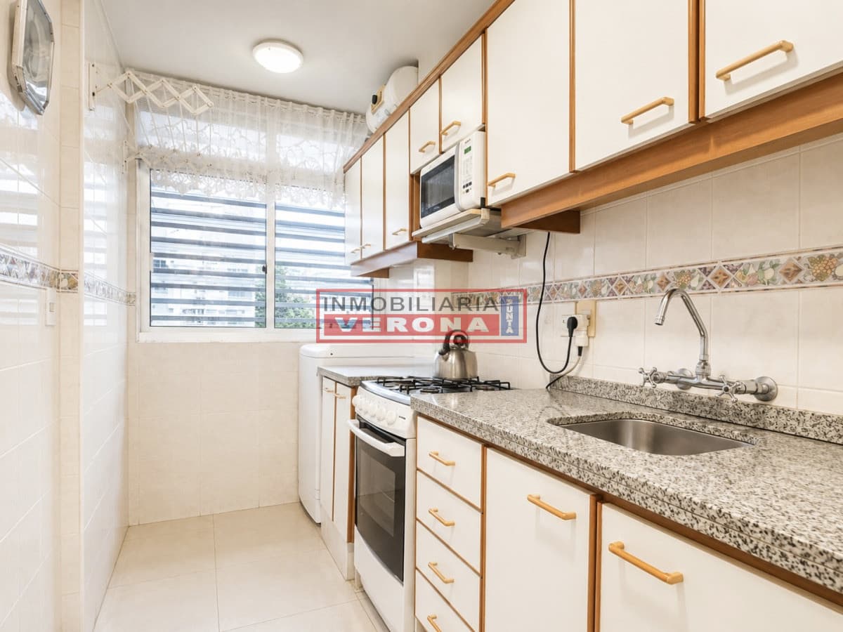 Apartamento en venta - 1era línea al Mar en Península - Inmobiliaria Verona Punta