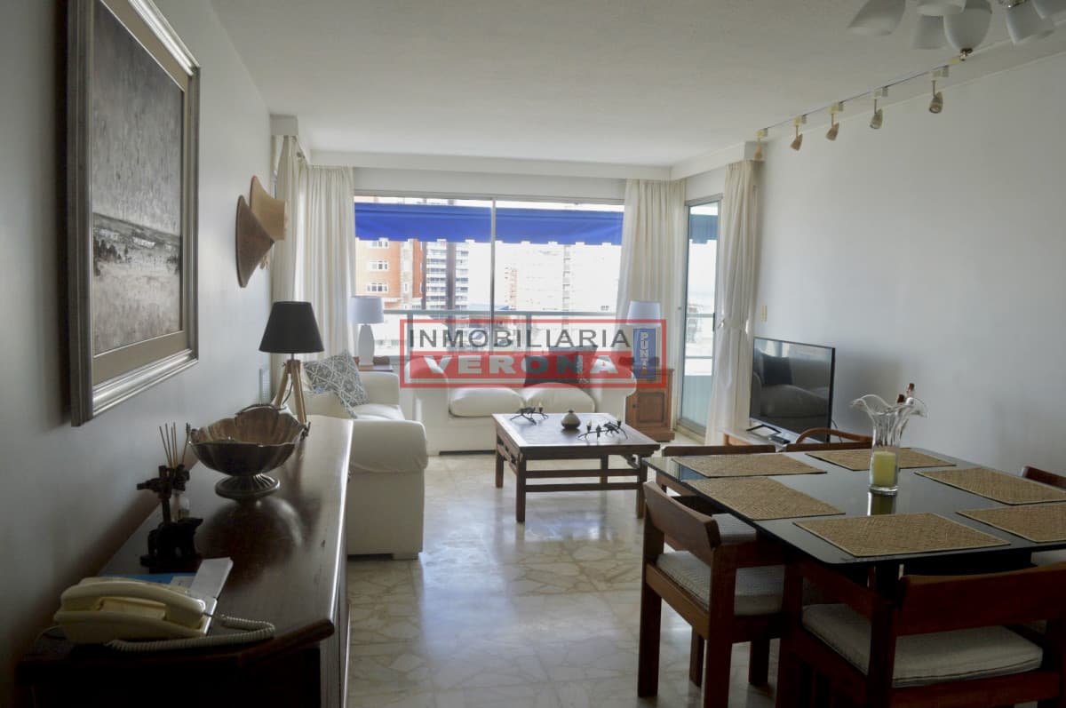 VILLA D ESTE - 2 dorms y servicio - Inmobiliaria Verona Punta