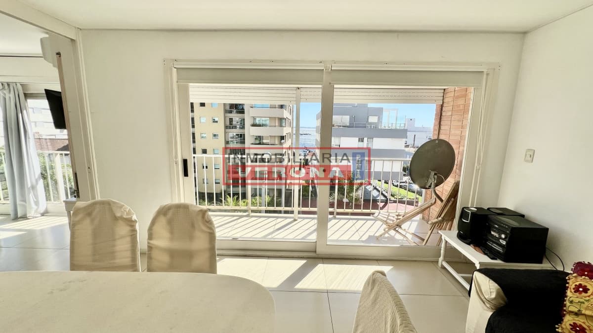 Apartamento en Peninsula, 2 dormitorios  - Inmobiliaria Verona Punta