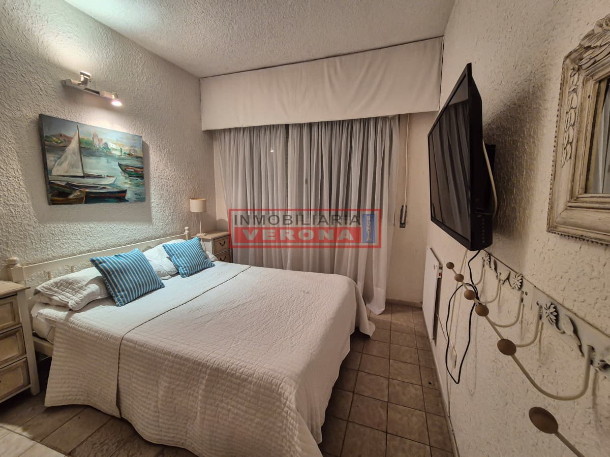 Alquiler Temporal 2 Dormitorios Complejo Arcobaleno Mansa Punta del Este - Inmobiliaria Verona Punta