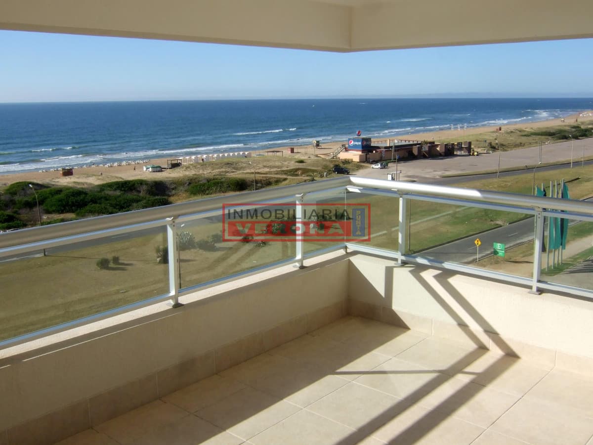 TORRE LOBOS ! Apartamentos 3 dormitorios, Playa Brava - Inmobiliaria Verona Punta
