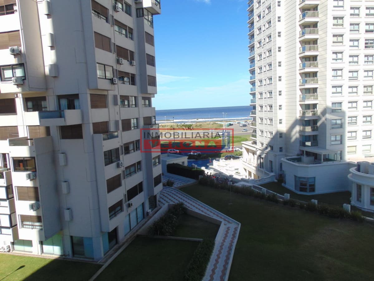 3 DORMITORIOS EN BRAVA, PUNTA DEL ESTE - Inmobiliaria Verona Punta