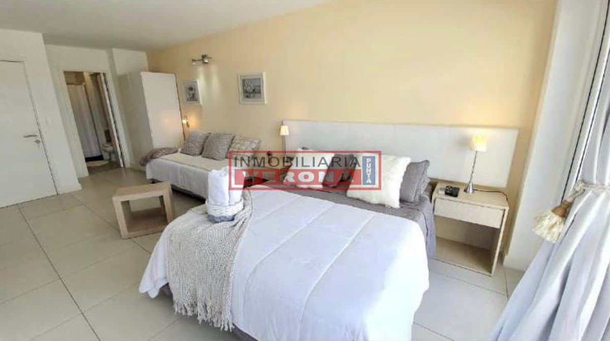 Monoambiente con vista al Mar en Lux Tower - Peninsula  - Inmobiliaria Verona Punta