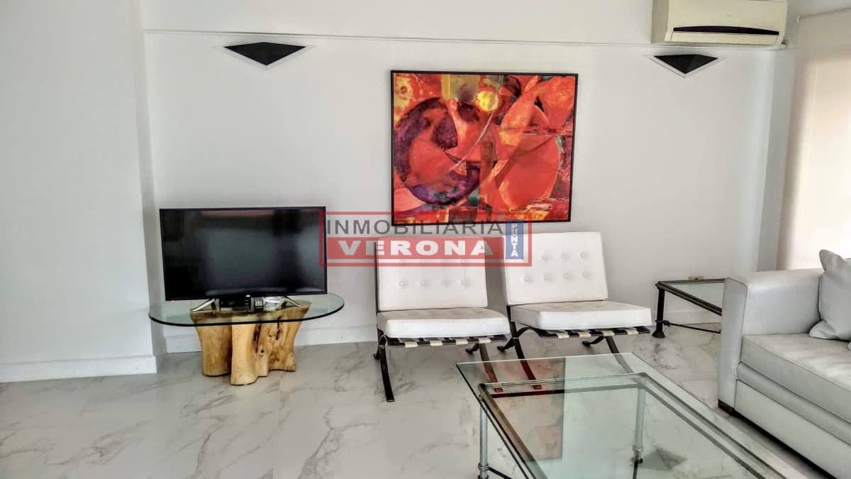 Edificio de Categoría - 3 Dormitorios  - Inmobiliaria Verona Punta