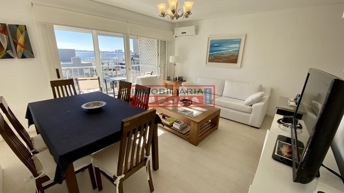 Apartamento en Peninsula, 2 dormitorios * - Inmobiliaria Verona Punta