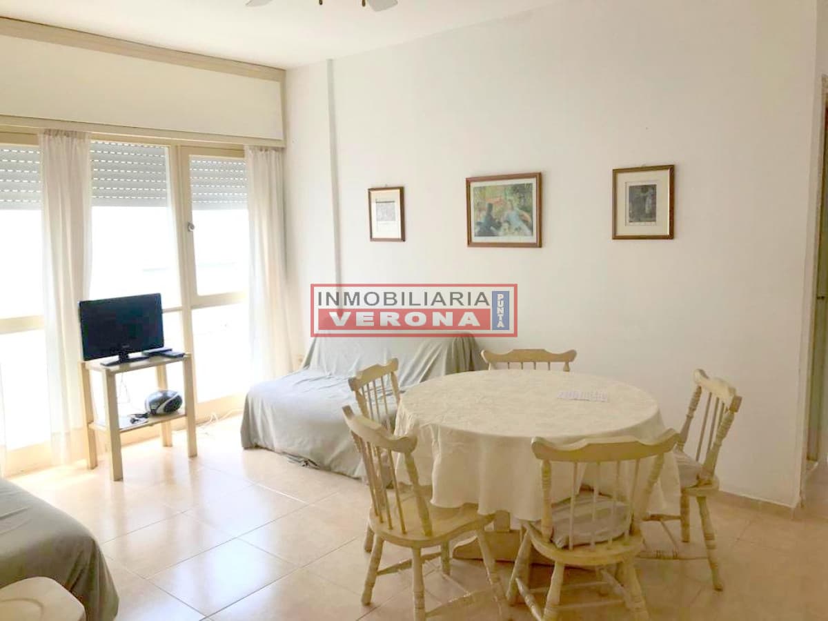Centro de la Península - 2 dormitorios Impecable! - Inmobiliaria Verona Punta