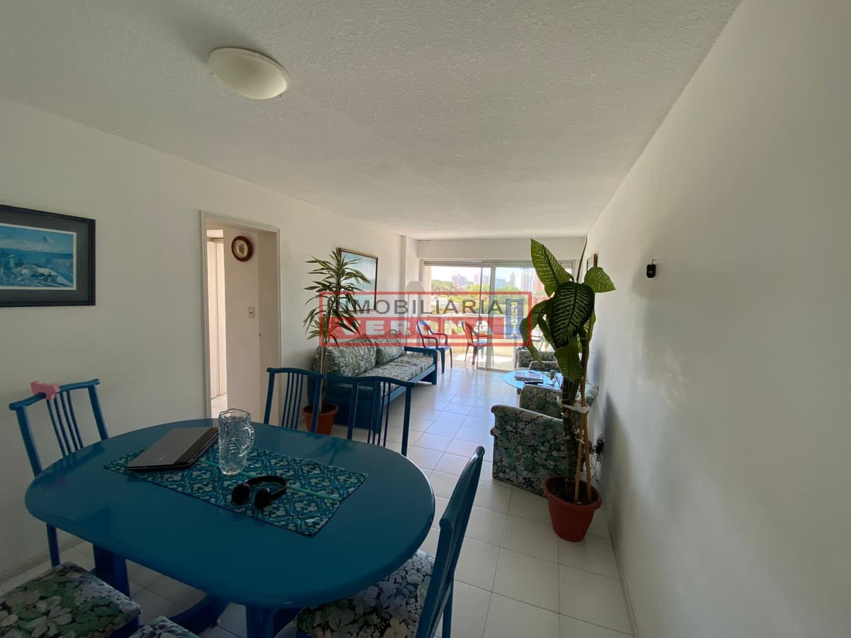 PARADA 3 A MEDIA CUADRA DE CHIVERTA  - Inmobiliaria Verona Punta