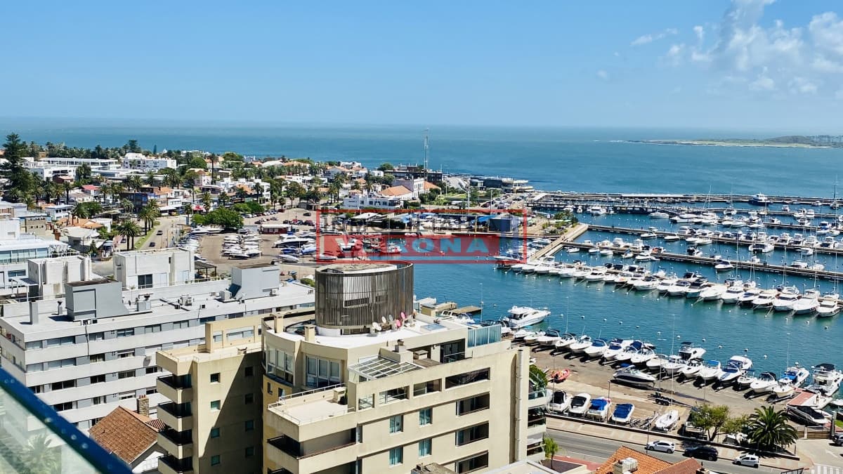 Oportunidad en Torre Verona - Apto 3 dorms y servicio  - Inmobiliaria Verona Punta