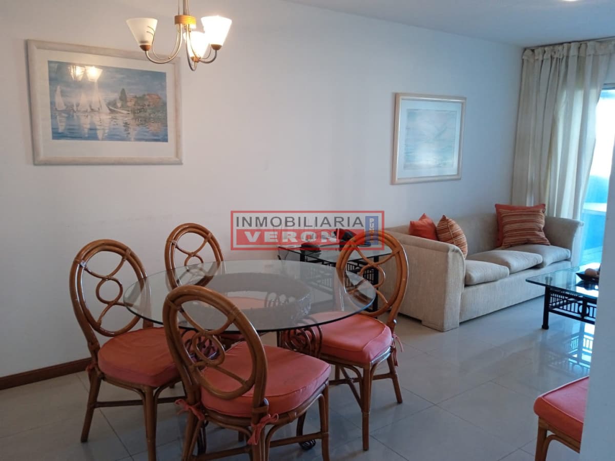 Apartamento en venta - 1era línea al Mar en Península - Inmobiliaria Verona Punta