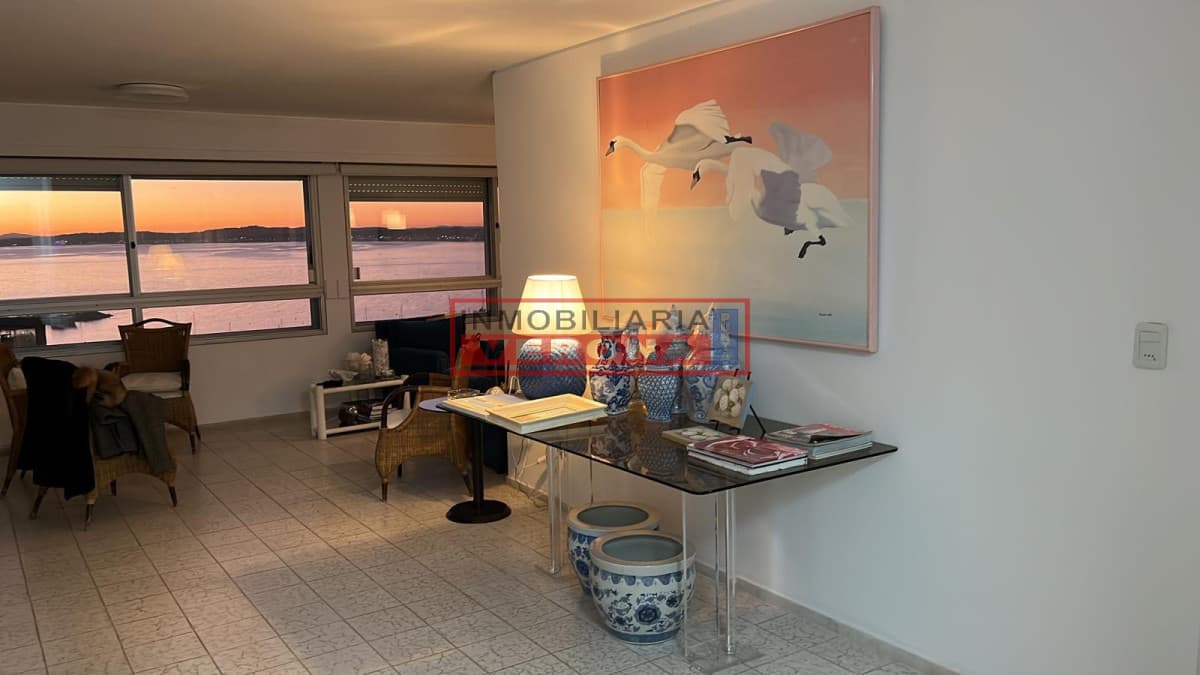 Apartamento 2 dorms - Península - Inmobiliaria Verona Punta