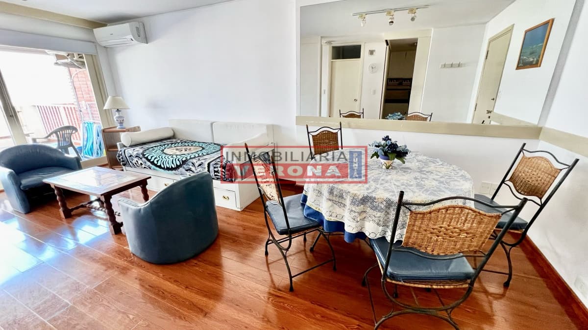 IMPECABLE A MTS DEL PUERTO.-  - Inmobiliaria Verona Punta
