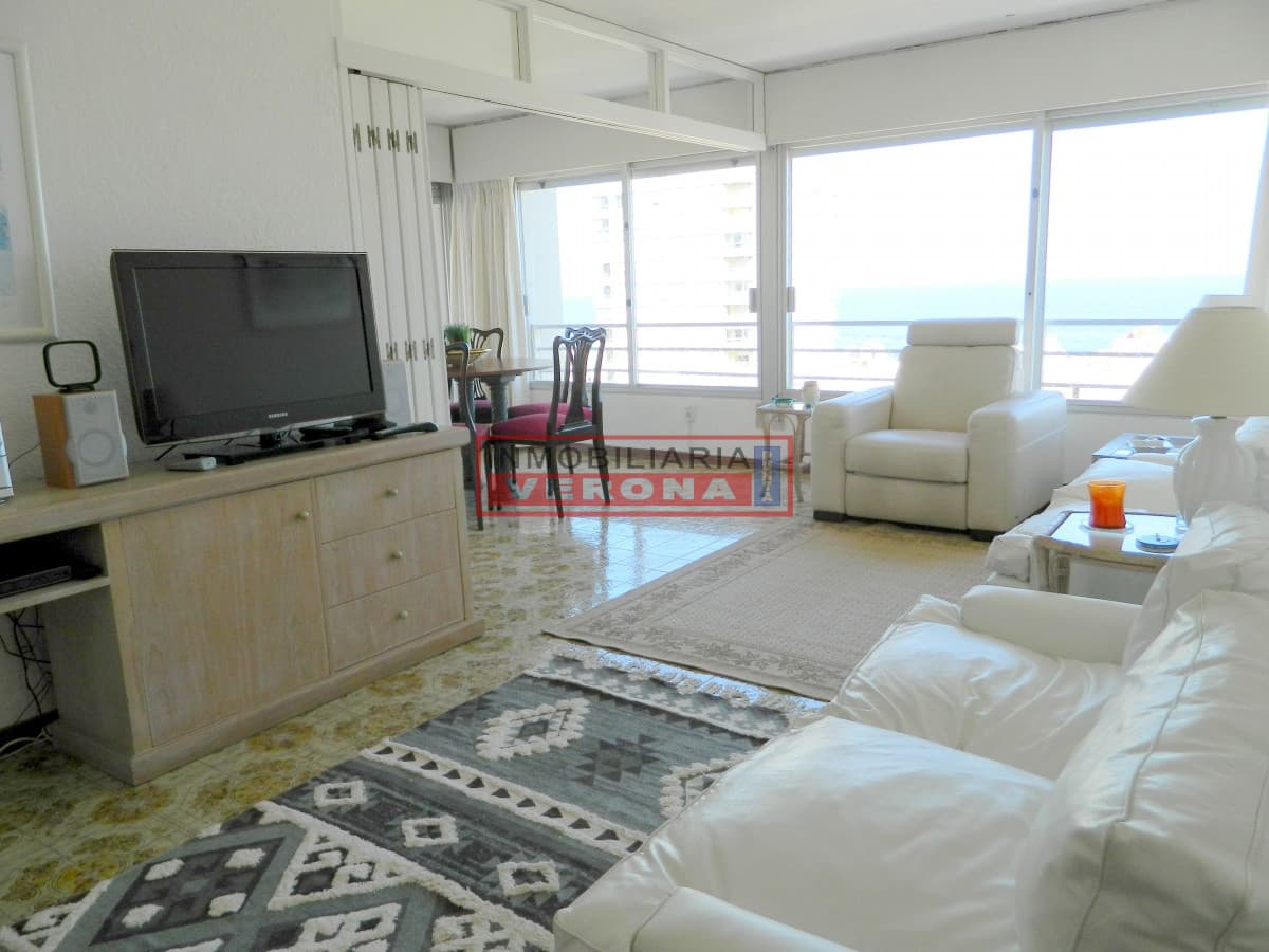 A metros del Puerto!! - 2 dorms. - Inmobiliaria Verona Punta