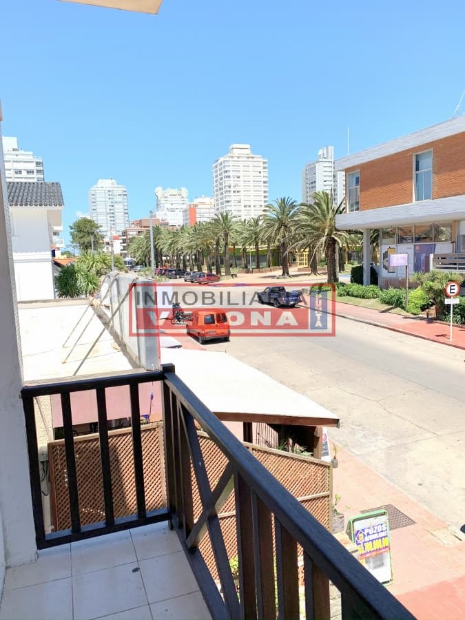 APTO EN PENÍNSULA - Oportunidad en pleno centro !!!  - Inmobiliaria Verona Punta