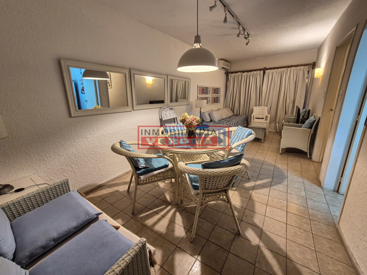 Alquiler Temporal 2 Dormitorios Complejo Arcobaleno Mansa Punta del Este - Inmobiliaria Verona Punta