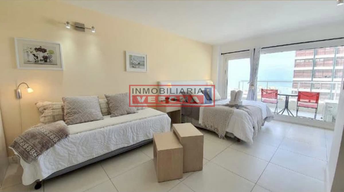 Monoambiente con vista al Mar en Lux Tower - Peninsula  - Inmobiliaria Verona Punta