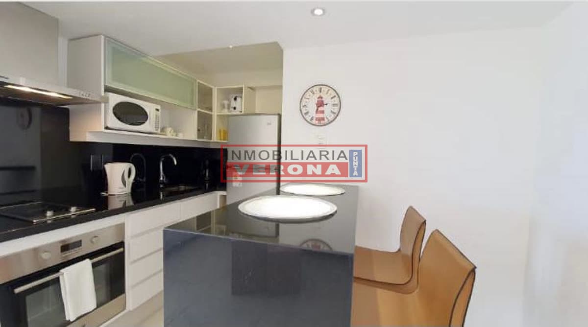 Monoambiente con vista al Mar en Lux Tower - Peninsula  - Inmobiliaria Verona Punta