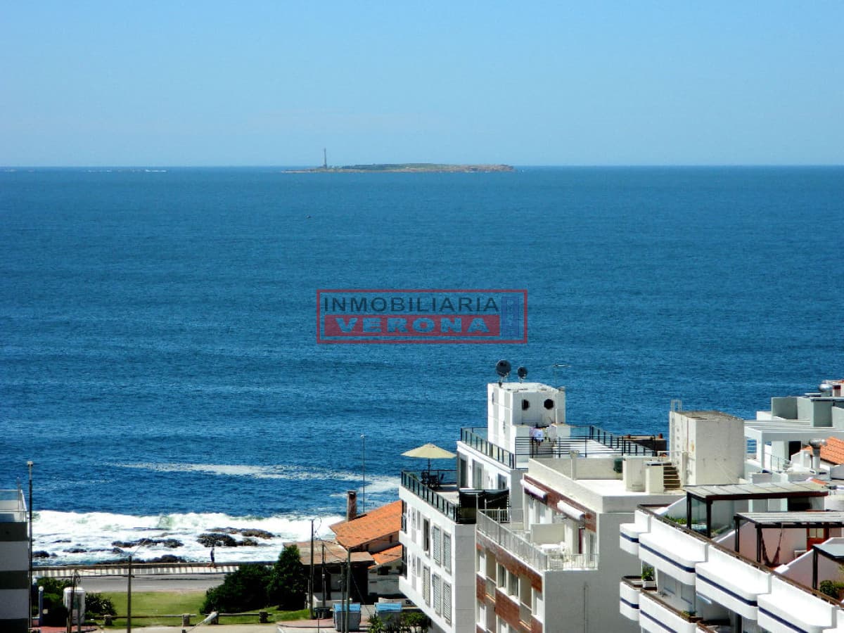 APTO 2 DORMS . PRÓXIMO AL PUERTO !!!   - Inmobiliaria Verona Punta