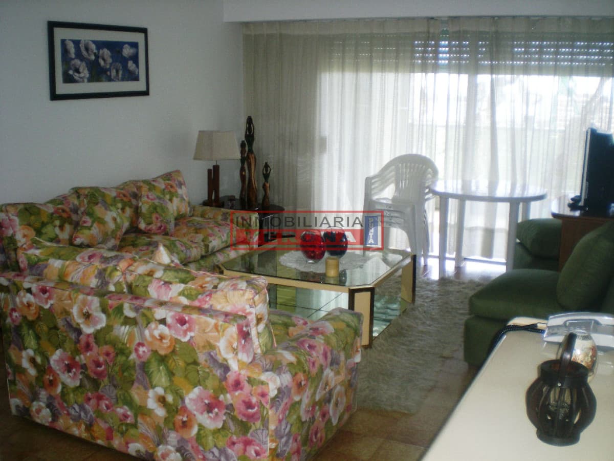 Apartamento en Roosevelt, 2 dormitorios * - Inmobiliaria Verona Punta