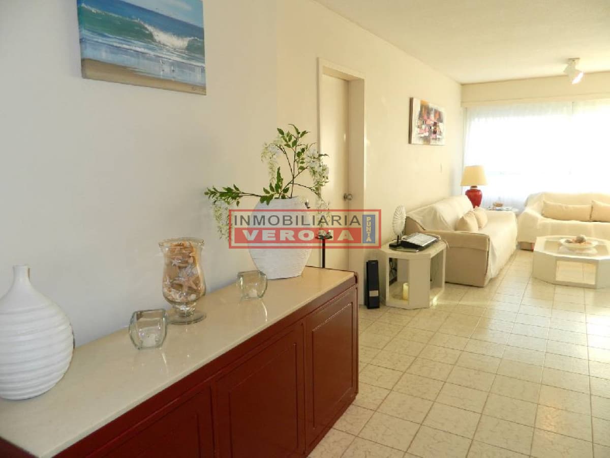Apartamento en Peninsula, 2 dormitorios * - Inmobiliaria Verona Punta
