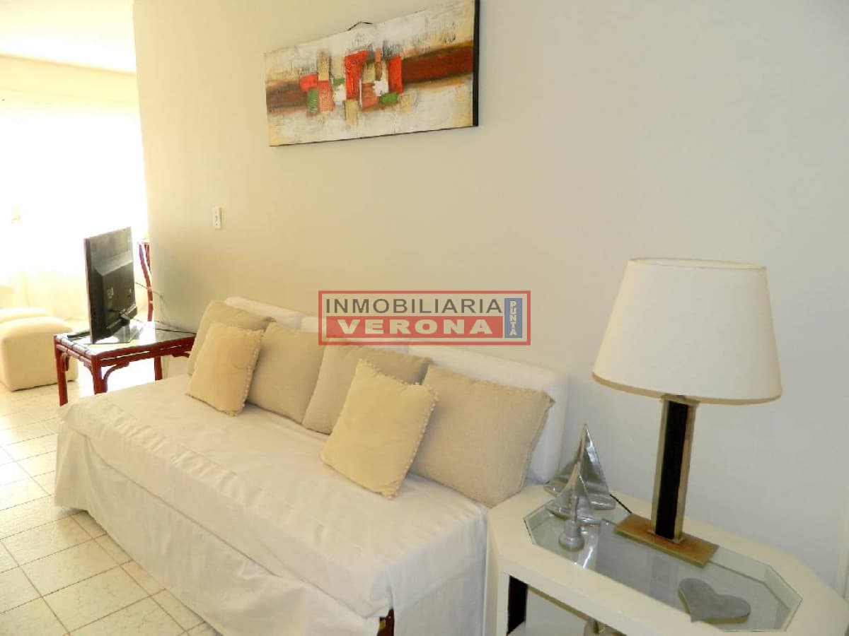 Apartamento en Peninsula, 2 dormitorios * - Inmobiliaria Verona Punta