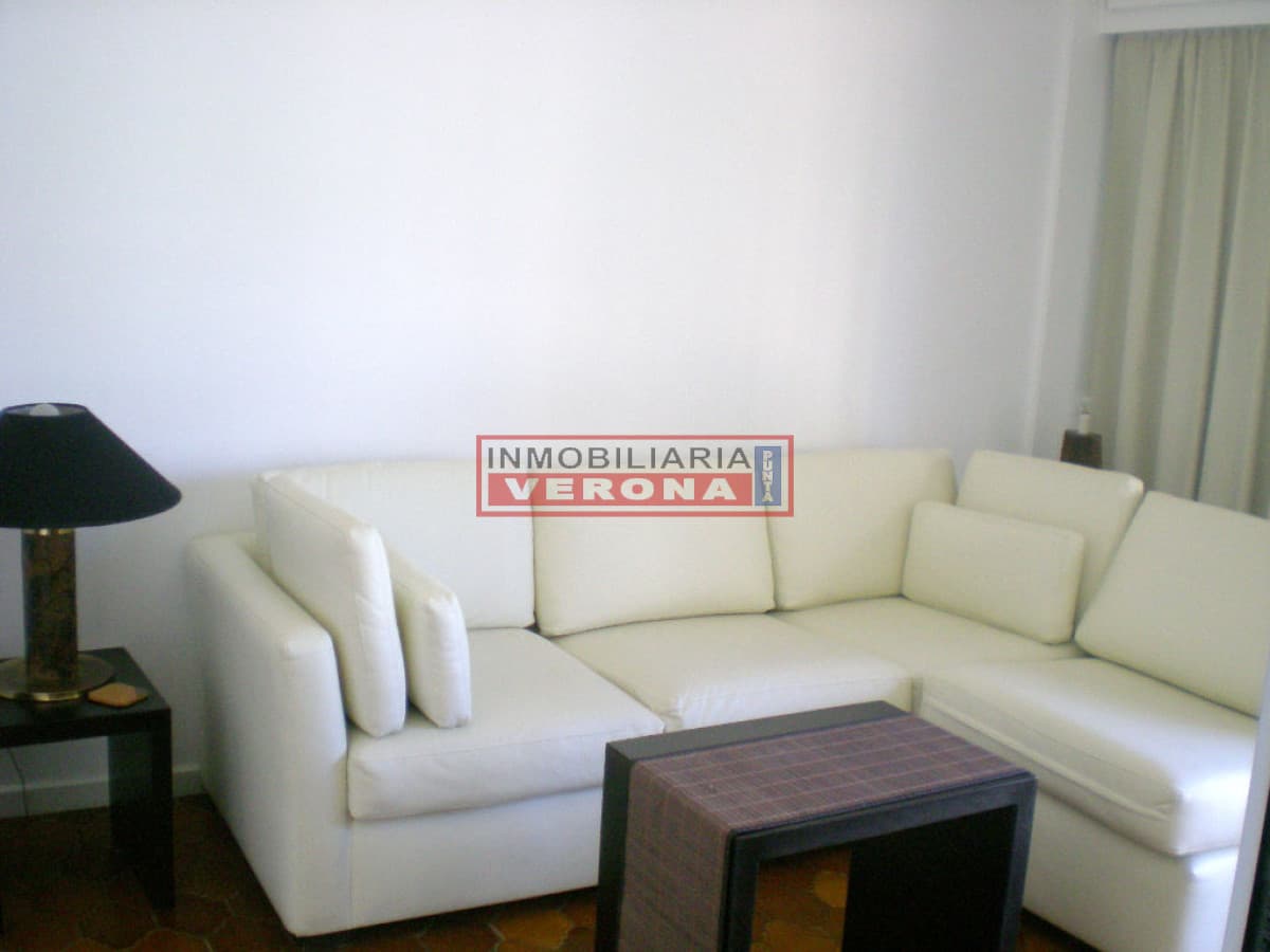 Apartamento en Peninsula, 2 dormitorios * - Inmobiliaria Verona Punta