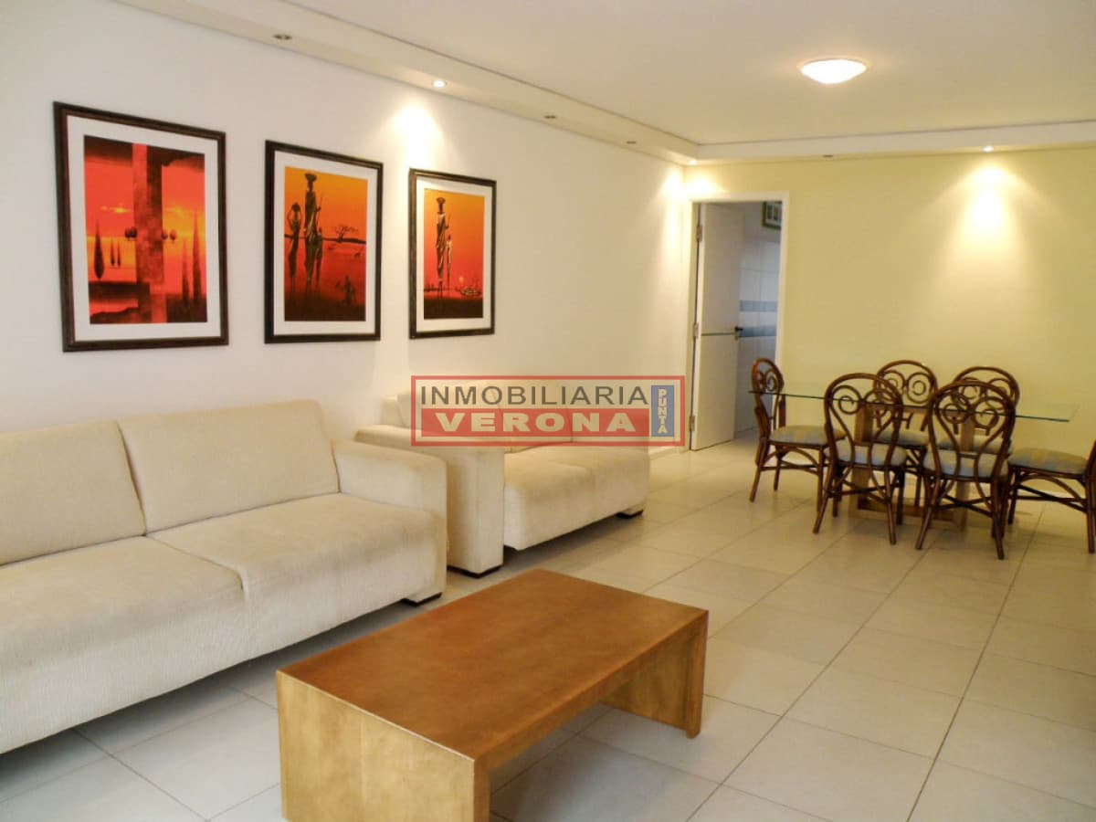 Apartamento en Peninsula, 3 dormitorios * - Inmobiliaria Verona Punta