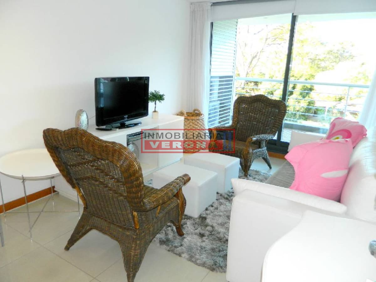 Apartamento en Roosevelt, 1 dormitorios * - Inmobiliaria Verona Punta