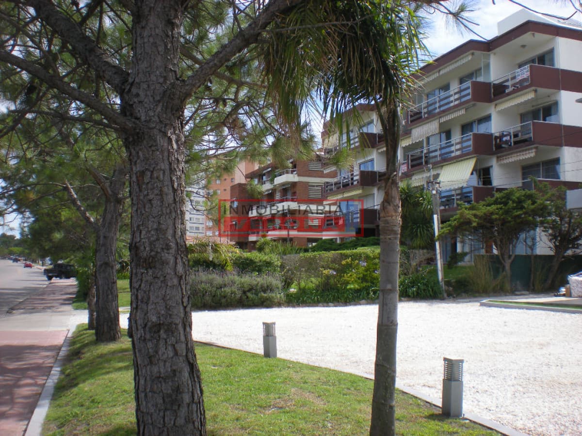 Apartamento en Aidy Grill, 2 dormitorios * - Inmobiliaria Verona Punta