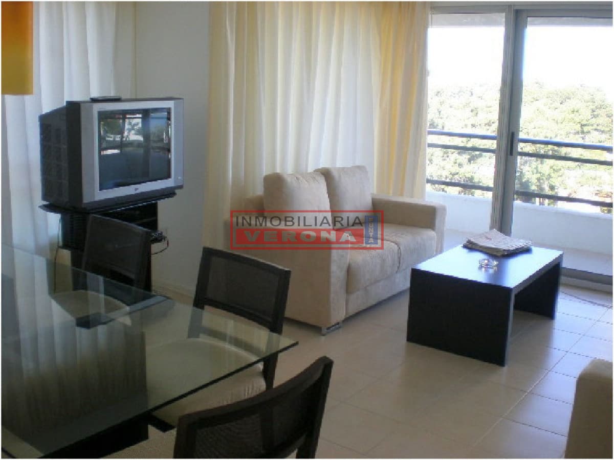 Apartamento en Roosevelt, 3 dormitorios * - Inmobiliaria Verona Punta