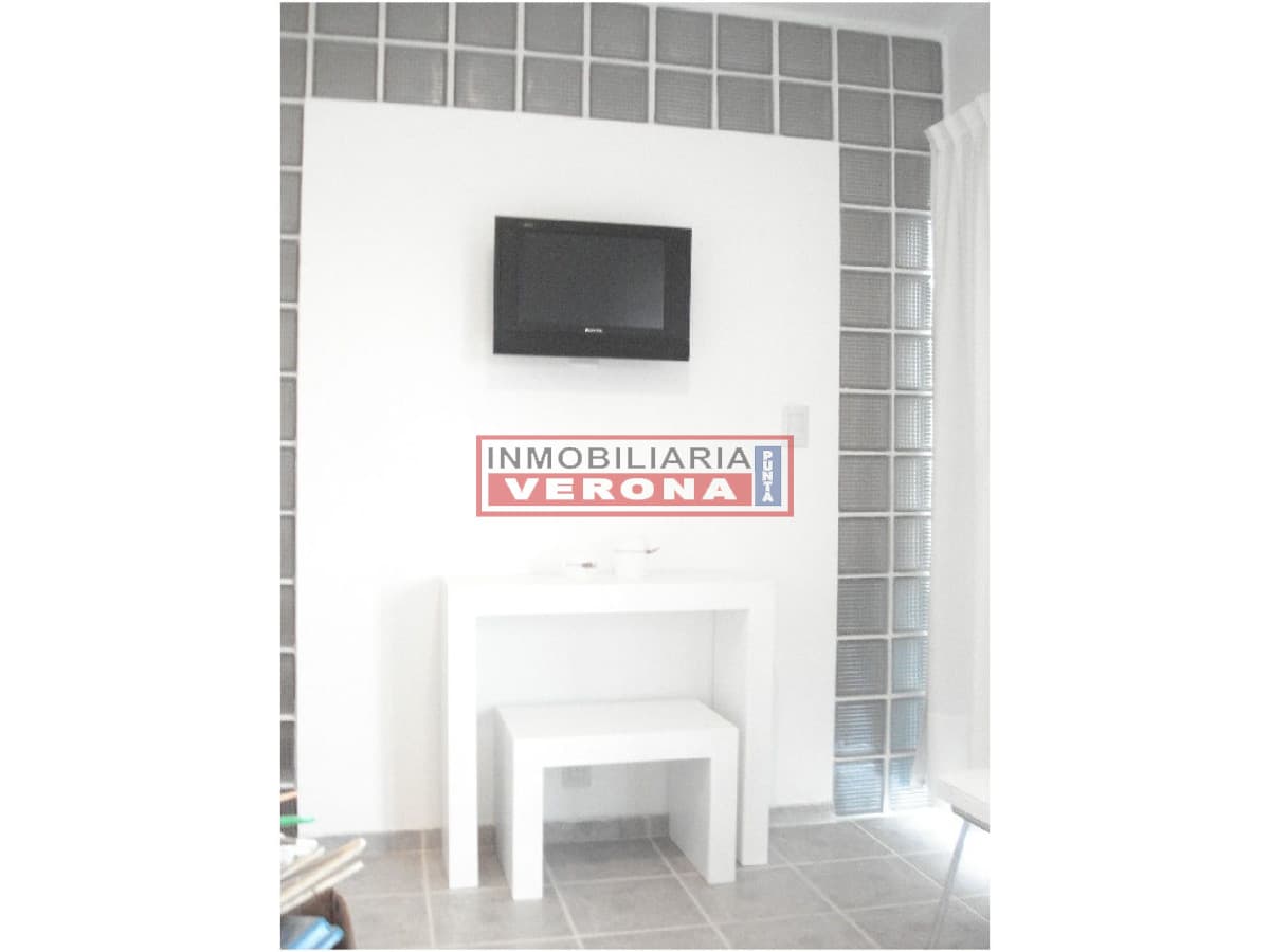 Apartamento en Mansa, 2 dormitorios * - Inmobiliaria Verona Punta