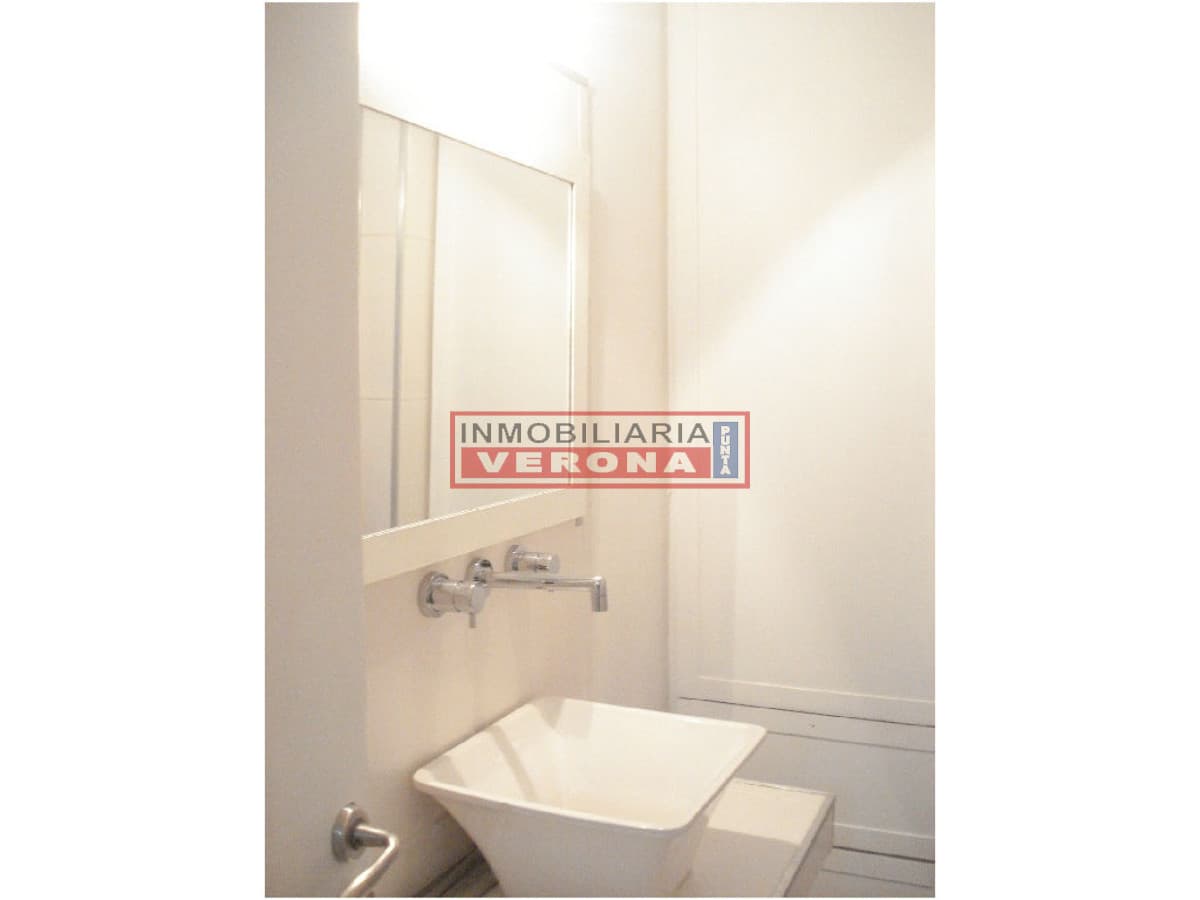 Apartamento en Mansa, 2 dormitorios * - Inmobiliaria Verona Punta